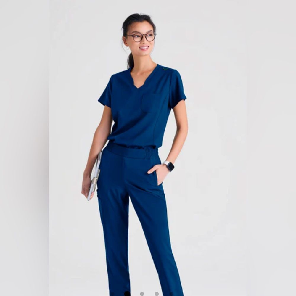 Greys Anatomy Evolve By Barco Scrub Set Navy XSP, XS